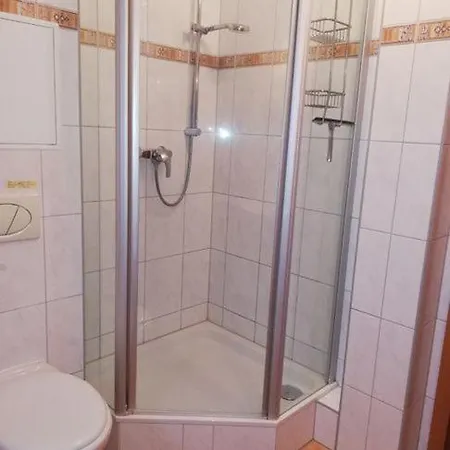 99 7 شقة *